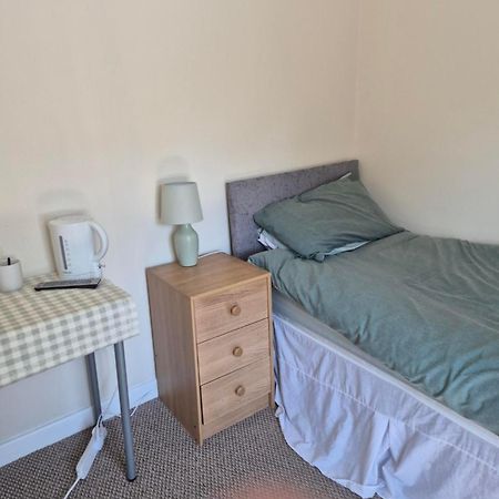 Accomadation Wrexham Kültér fotó