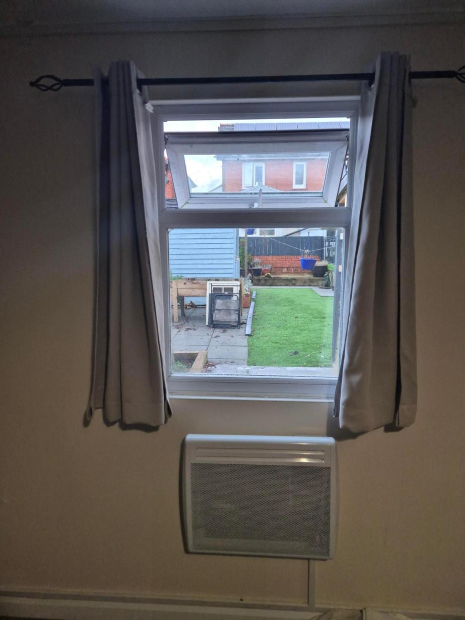 Accomadation Wrexham Kültér fotó
