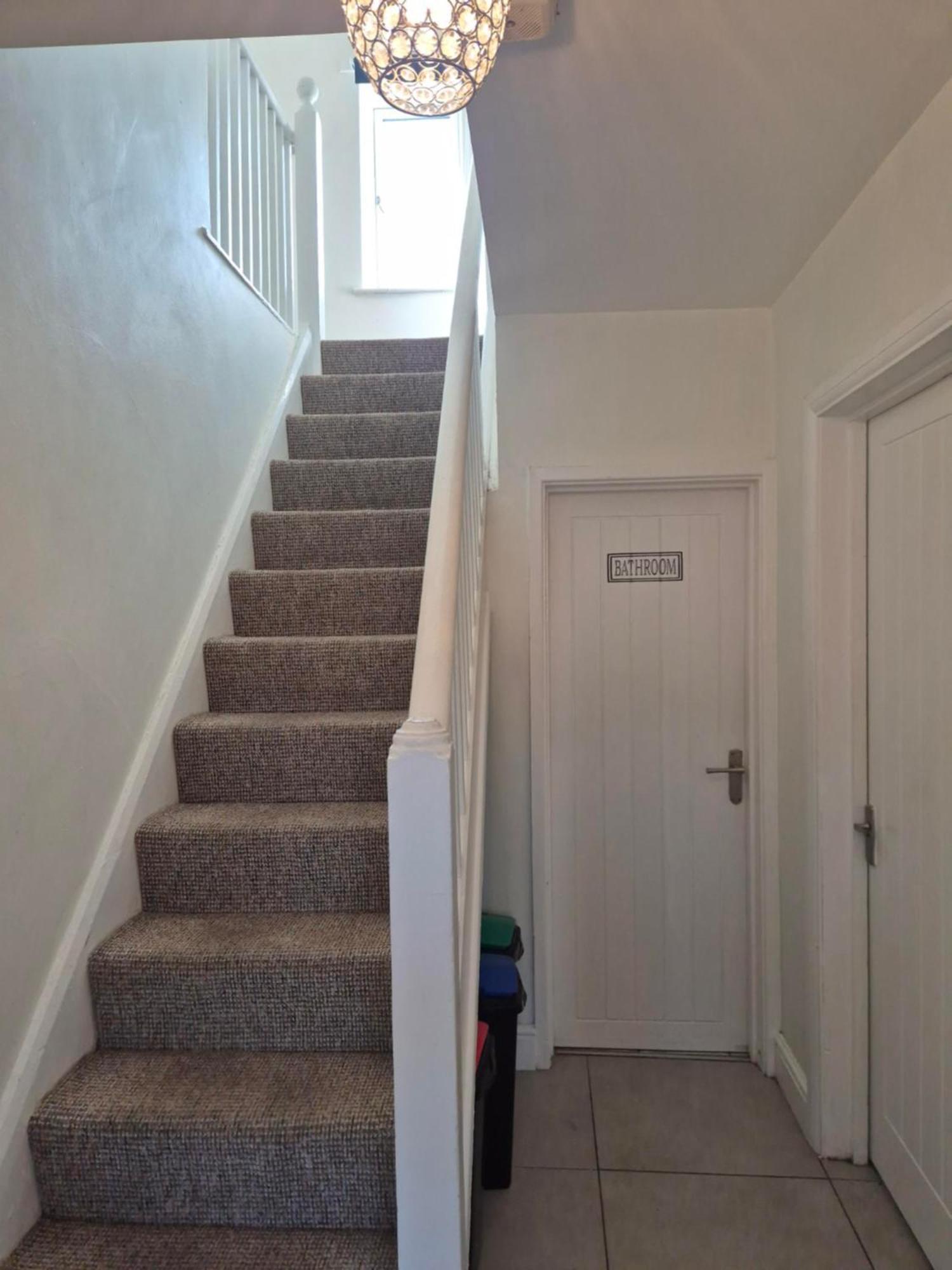 Accomadation Wrexham Kültér fotó