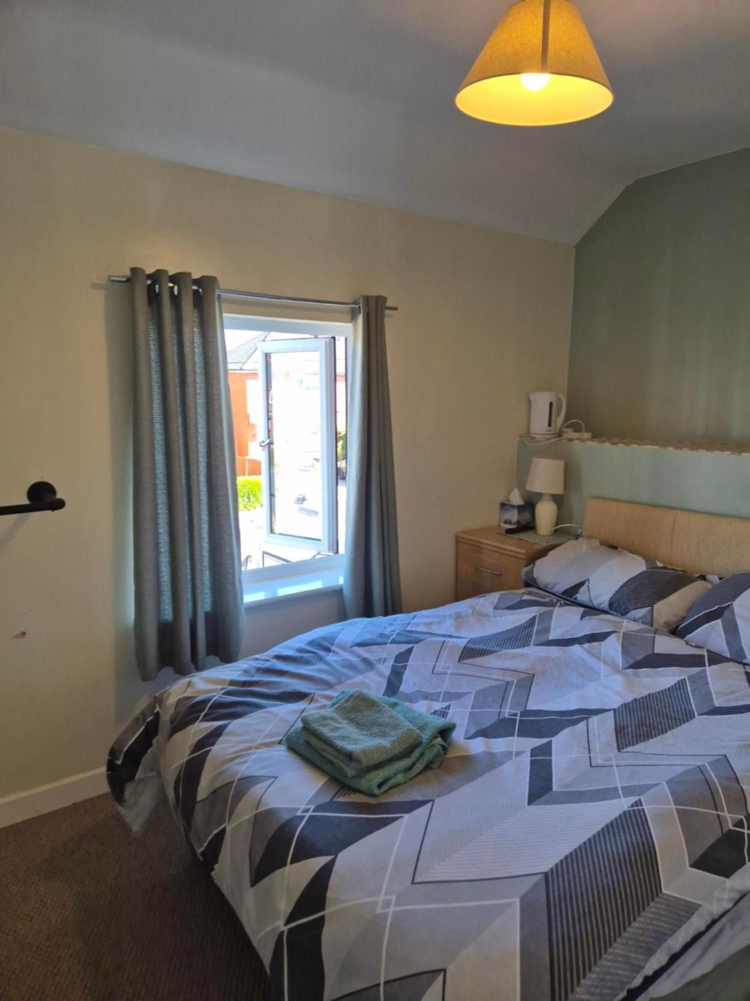 Accomadation Wrexham Kültér fotó