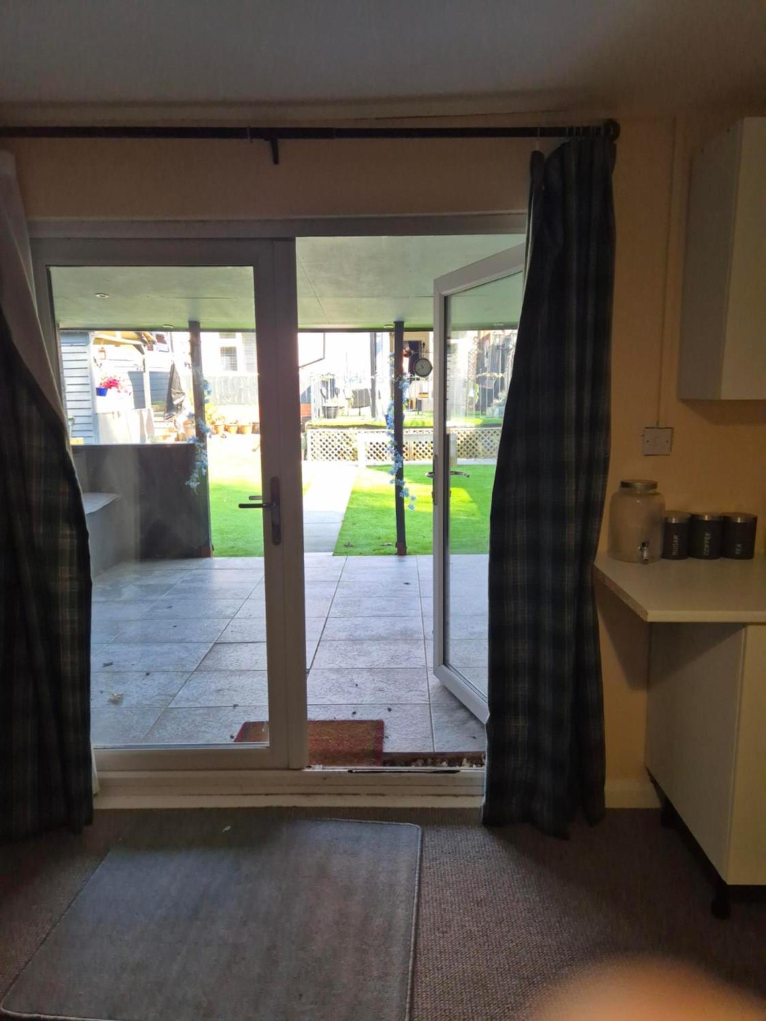 Accomadation Wrexham Kültér fotó