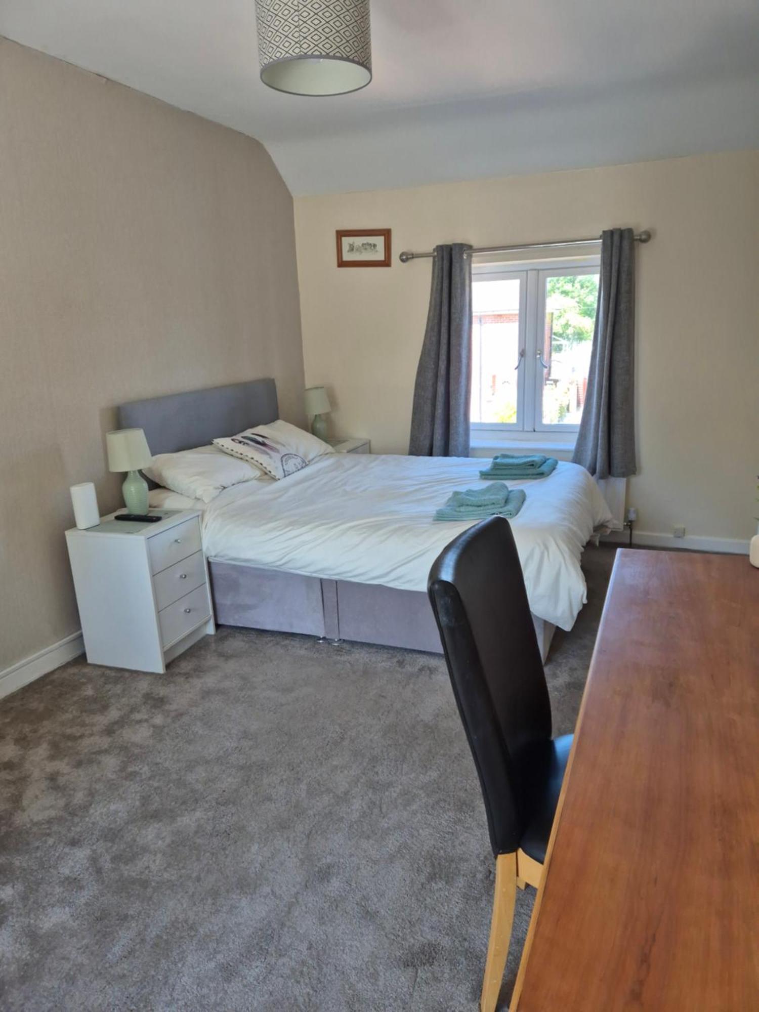 Accomadation Wrexham Kültér fotó